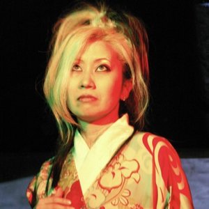 石嶋由美子 的头像