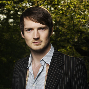 Dan Gillespie Sells photo provided by Last.fm