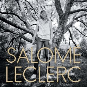 Sous les arbres