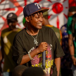 Mzee wa Bwax için avatar