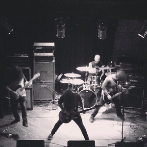 Wrong photo provided by Last.fm