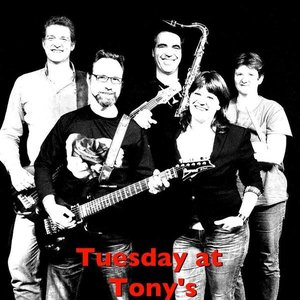 Tuesday at Tony's 的头像