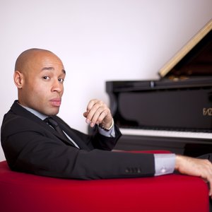 Aaron Diehl için avatar