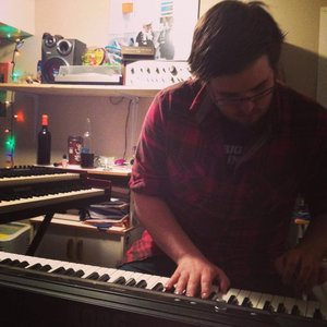 Superfluous Motor için avatar