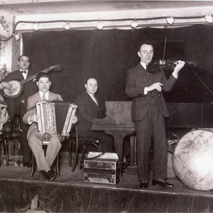 Guerino et son Orchestre Musette de la Boite a Matelots のアバター