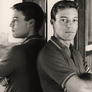 Richard Chamberlain için avatar