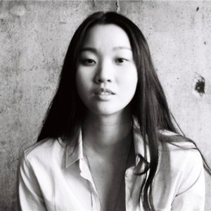 Jang Yoon Ju 的头像