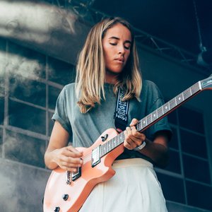 Lee-Ann Curren 的头像