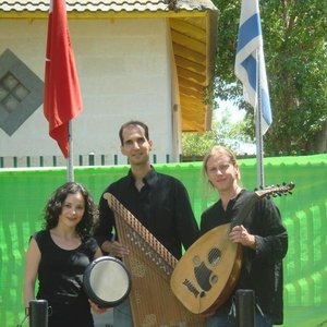 Istiklal Trio 的头像