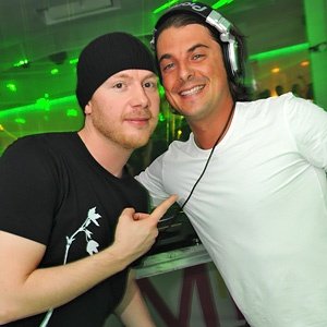 CIREZ D vs AXWELL のアバター