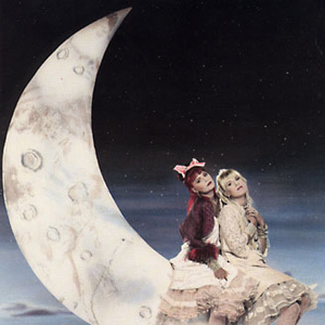 Voice of the Beehive photo provided by Last.fm