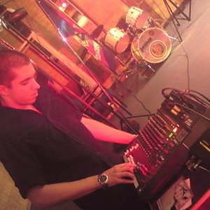 DJEDz 的头像