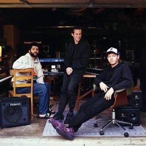 Kiefer, Luke Titus & Pera Krstajic 的头像