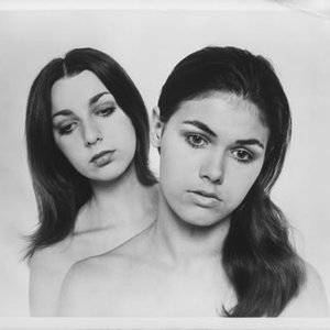 Lily & Maria 的头像