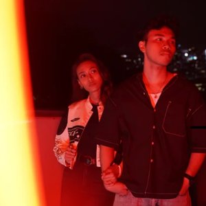 Midnight Blu 的头像