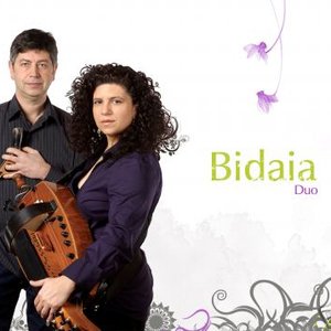 “Bidaia”的封面