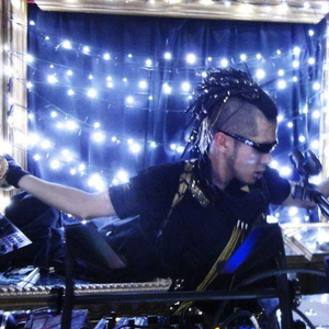 Betwixt & Between photo provided by Last.fm