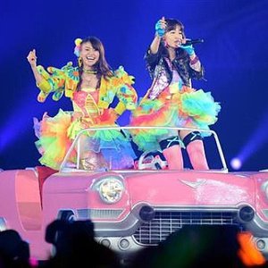 小嶋陽菜、大島優子 的头像