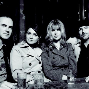 Nouvelle Vague photo provided by Last.fm
