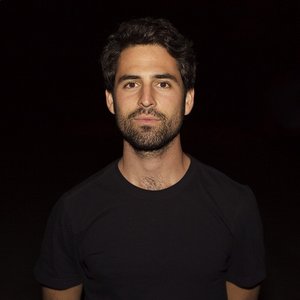 Adam Friedman 的头像