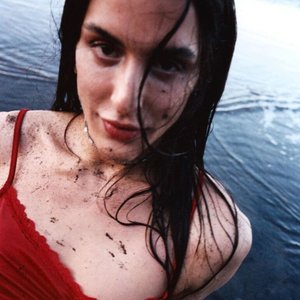 Arca 的头像