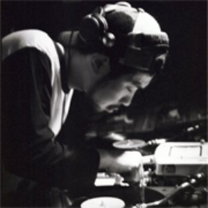 DJ Yas 的头像
