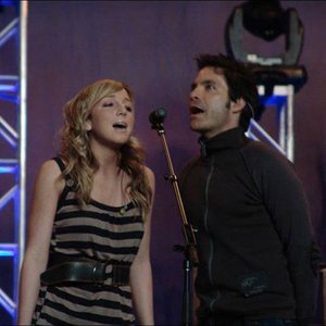 “Train feat. Ashley Monroe”的封面