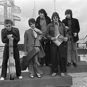 Love Affair photo provided by Last.fm