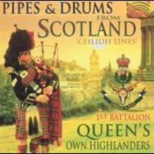 'Queens own highlanders pipes & drums'の画像