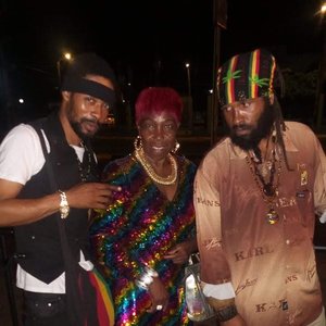 Dutty Badmind (feat. Kushites Skyfire) - Single