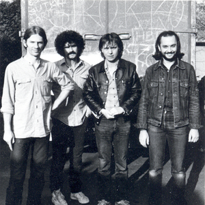 Korál photo provided by Last.fm