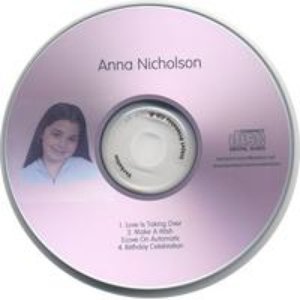 Anna Nicholson 的头像