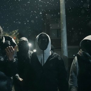 Dont Trust Bitches - Single