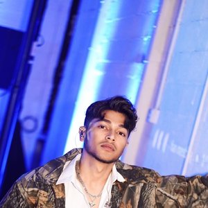 Mark Natama 的头像