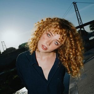 Lia Juno 的头像