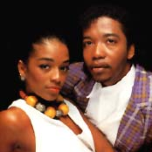 Aurra photo provided by Last.fm