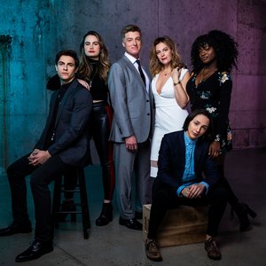 Original Broadway Cast Of Jagged Little Pill 的头像