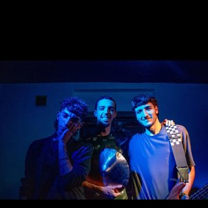 parcialmente nublado 的头像