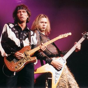 Paul Gilbert & Jimi Kidd のアバター