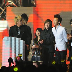 w-inds. x G-Dragon 的头像