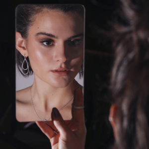 Svea - Stranger Lyrics - Zortam Music