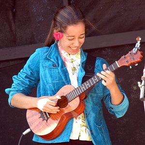 Avatar for Brittni Paiva