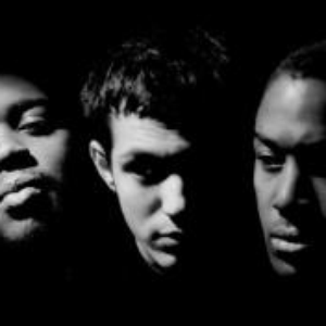 Neon Phusion photo provided by Last.fm