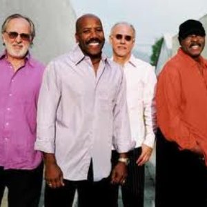 Fourplay (Featuring Take 6) 的头像
