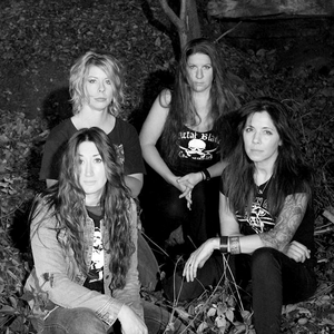 Derkéta photo provided by Last.fm