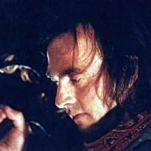 Νίκος Παπάζογλου photo provided by Last.fm