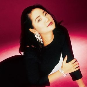 美輪明宏 Age Hometown Biography Last Fm