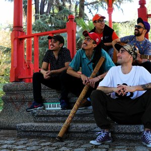 Hijos de las hojas 的头像