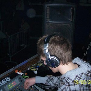 Stemon DJ 的头像