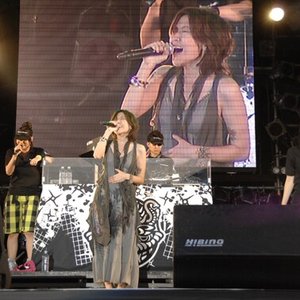 BENNIE K with Yukie 的头像